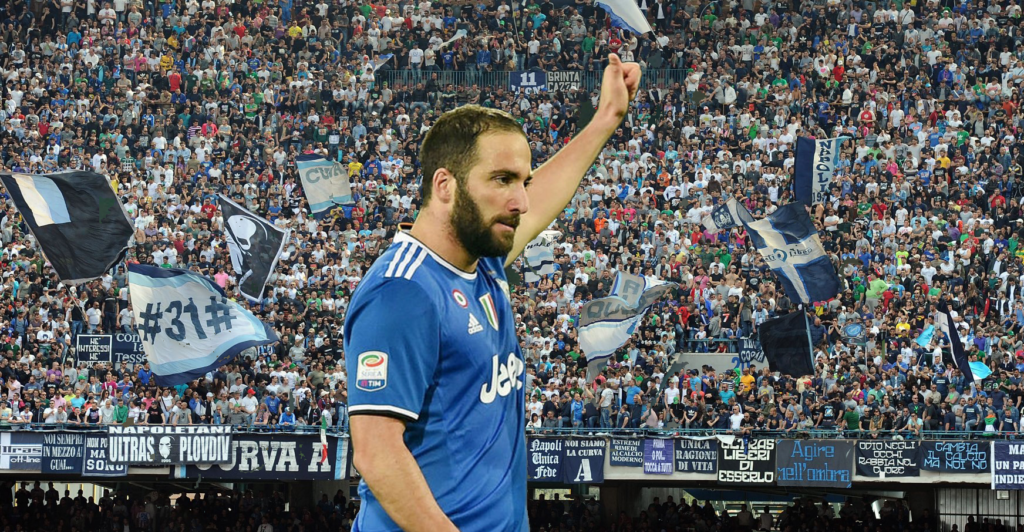 Napoli-Juventus, Higuain si prende gioco dei tifosi
