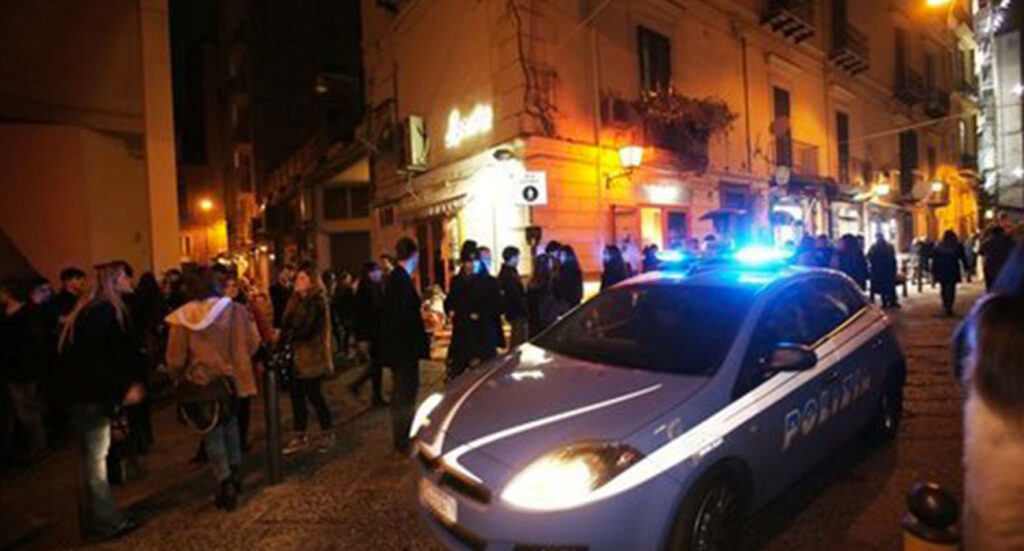 Napoli, movida fuorilegge: il blitz delle forze dell'ordine
