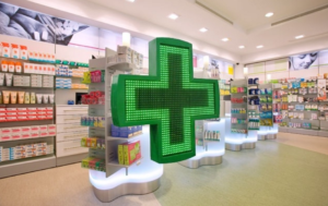 Napoli, rapina in una farmacia di via Piave: ladro in fuga