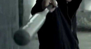 Napoli, rissa tra inquilini e padroni di casa: picchiati padre e figlia