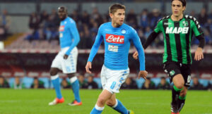 Napoli - Sassuolo, la partita finisce in parità: gol beffa di Defrel per l'1-1