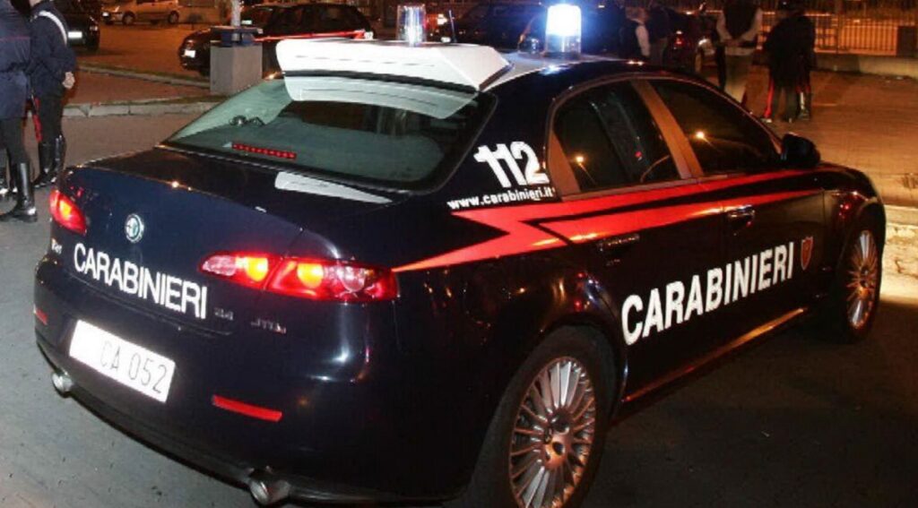 Napoli, spari a Via dei Mille: paura nella zona della movida