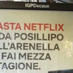 "Netflix" geniale la nuova campagna alle fermate del bus