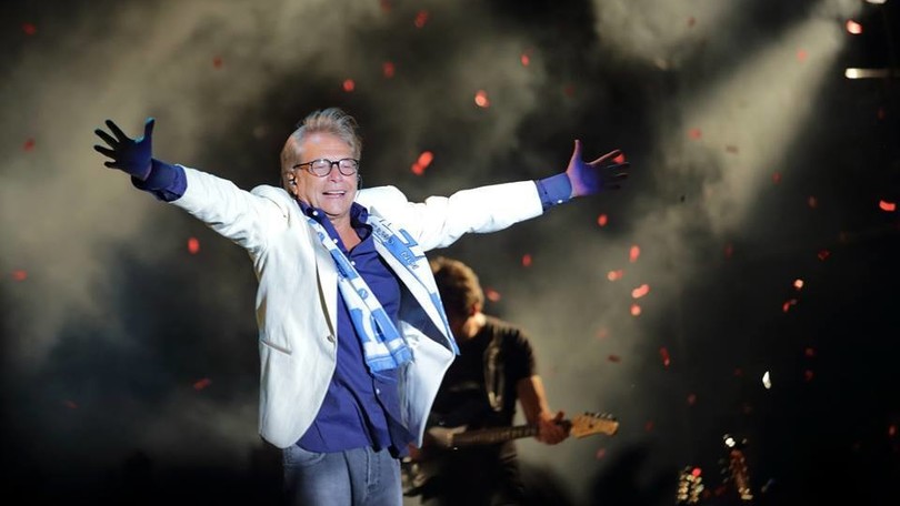 Nino D'Angelo in concerto, tappe anche in Europa per l'artista napoletano