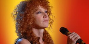 Fiorella Mannoia elogia Napoli su Facebook: "Una città da amare con tutte le sue contraddizioni"