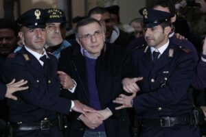 Casalesi, Michele Barone diventa collaboratore di giustizia