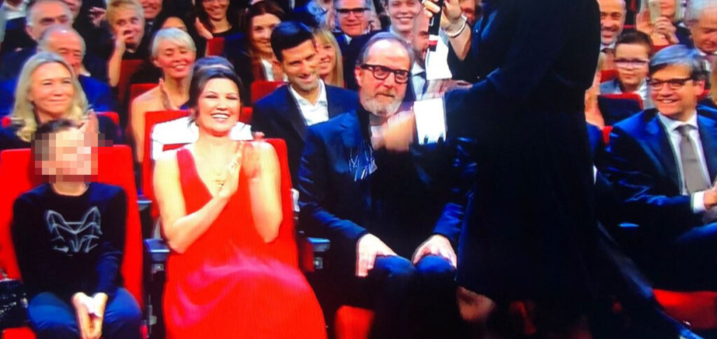 Festival di Sanremo, il gesto del figlio di Amadeus commuove tutti