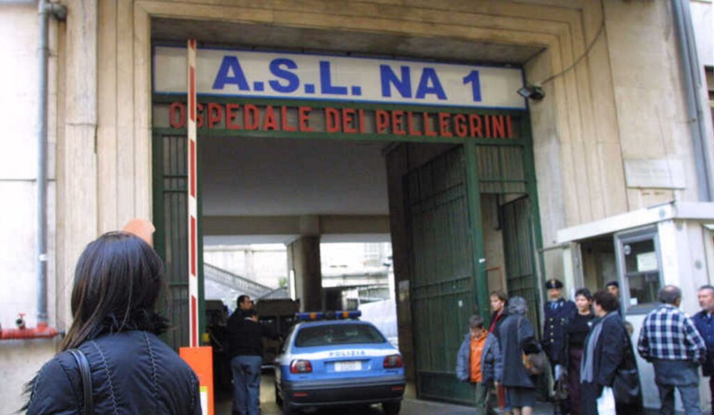 Ospedale Pellegrini, escalation di violenza: 8 aggressioni in un'unica notte