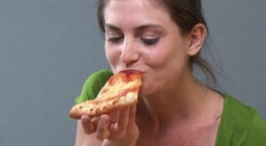 Padova, donna fugge dall'ospedale per mangiare una pizza