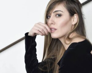 Paola Saulino: "Se il Napoli vince la Champions", nuova promessa della show girl