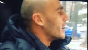 Paolo Cannavaro canta coro del Napoli in auto: ecco il video