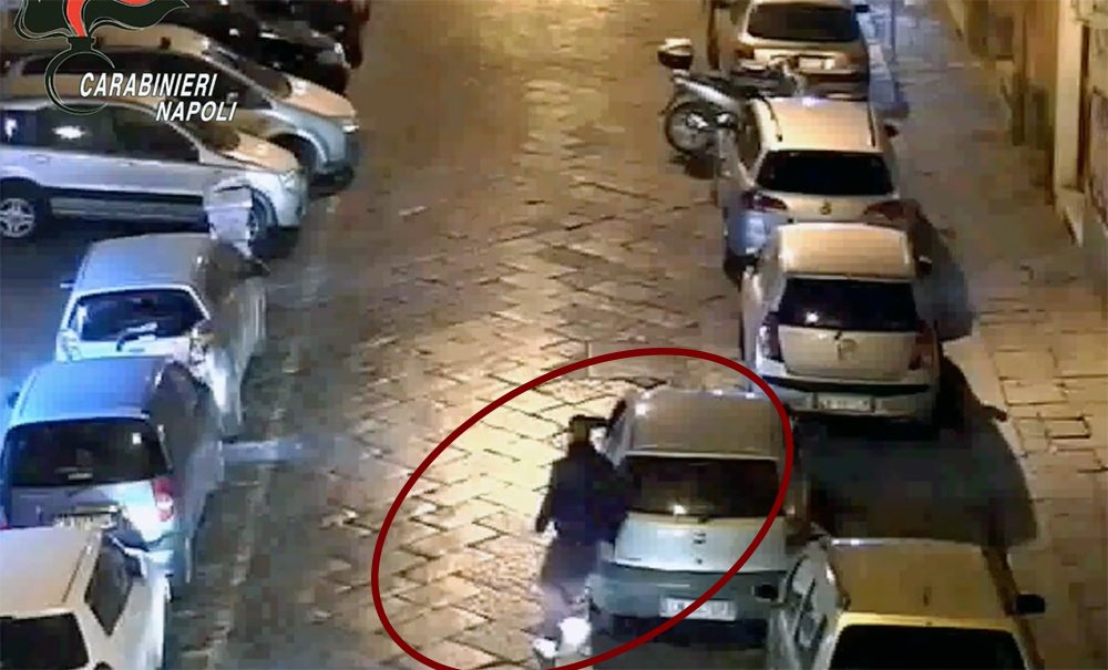 Napoli, trovato e fermato l'ultimo parcheggiatore abusivo del centro storico