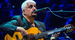 Pino Daniele, in uscita un libro e un documentario: "Qualcosa arriverà"