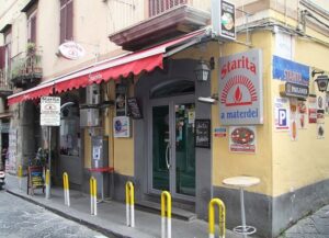 Pizzeria Starita a Materdei: una delle migliori di Napoli