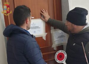 Posillipo, trovate e chiuse case per appuntamenti
