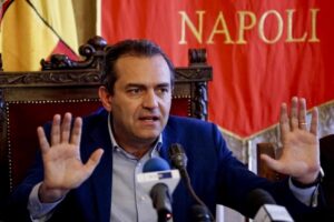 Problema sicurezza a Napoli, Luigi De Magistris: "Ci auguriamo che lo Stato intervenga"