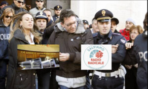 Abbiamo seguito il processo al clan Contini grazie a Radio Radicale, il governo non la chiuda