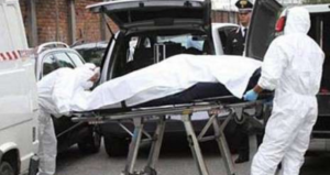 Tragedia in provincia di Salerno, auto in sosta senza freno a mano uccide una donna