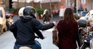 boom di rapine a Materdei