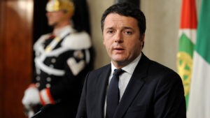 Matteo Renzi a Napoli, il Presidente del Consiglio a Pozzuoli all'Accademia Areonautica