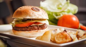 Su Just Eat nasce il "Ristorante Solidale" e Napoli aderisce all'iniziativa