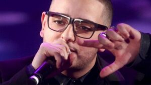 Rocco Hunt: all'Arena di Giletti si infervora e va contro la critica