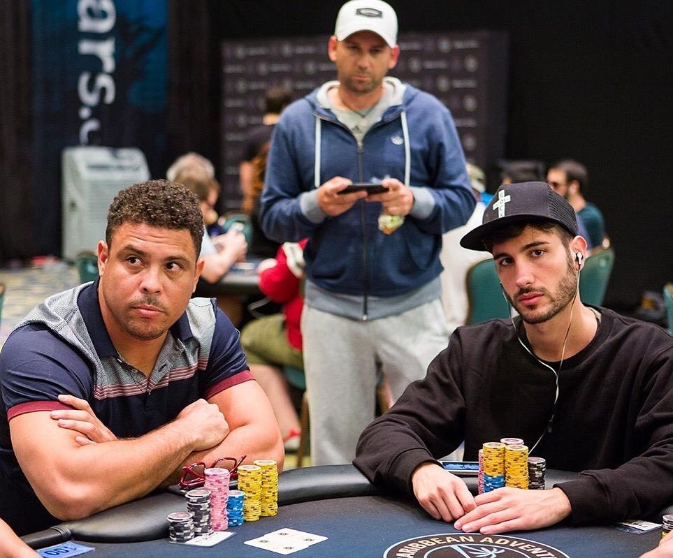 È giovane, è napoletano ed è campione di poker: Dario Sammartino sfida 'Il Fenomeno'