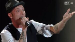 Sanremo 2016: gli artisti che hanno portato Napoli all'Ariston