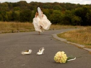 Scafati, sposa scappa con il testimone: saltano le nozze