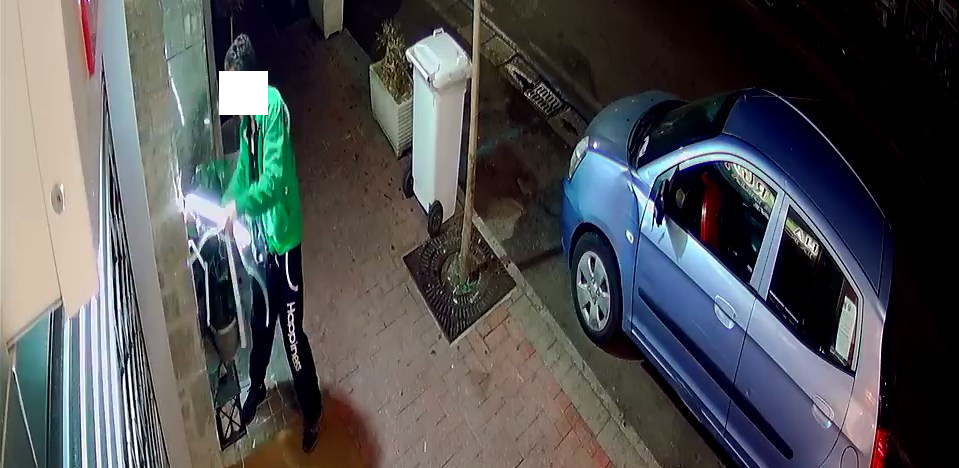 Furto alla "Boutique della carne", la denuncia su Faceboook