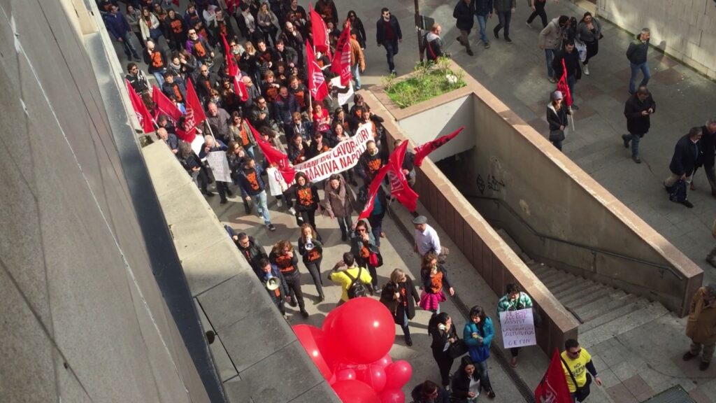 Almaviva: sciopero contro licenziamenti al Centro Direzionale Napoli