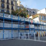 Sigilli al Lido Ideal a Posillipo per strutture abusive: il consigliere Borrelli "Perché non vanno da Romeo?"