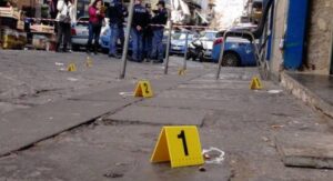 spari napoli pignasecca ferito 36enne