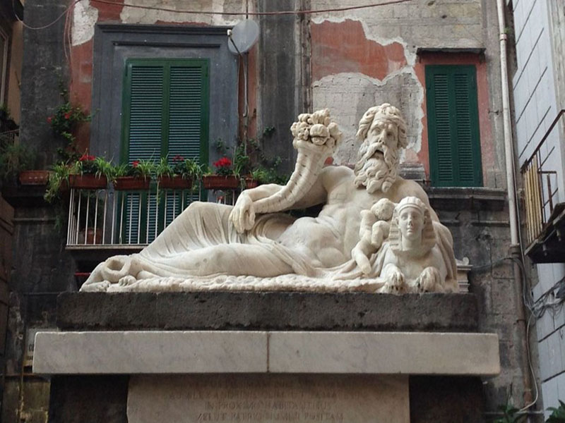 Statua del Nilo Napoli: storia e curiosità
