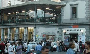 Stop improvviso alla funicolare di Montesanto, gravi disagi per i cittadini