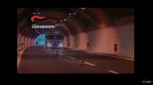 Tangenziale di Napoli, così il manager truccava gli appalti per favorire il figlio all'Università