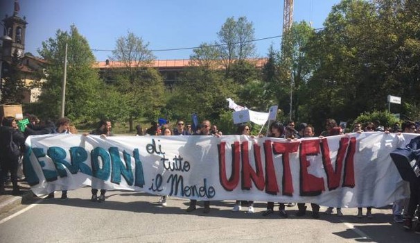 Terroni a Pontida, oggi il concerto degli artisti napoletani nel cuore della Padania