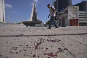 terrore al centro direzionale