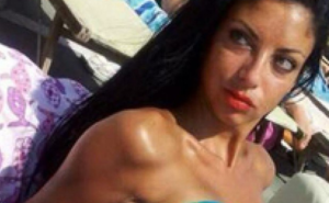 Suicidio Cantone, il messaggio di Valentina Nappi: "Mondo di Merda"