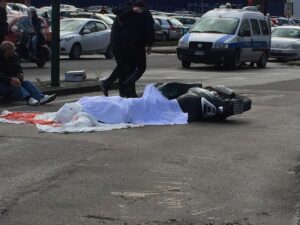 Tragedia nel napoletano, incidente mortale: muore un ragazzo di 16 anni