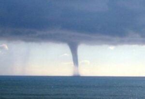 tromba d'aria litorale salerno