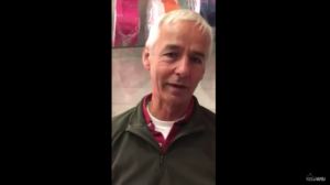 Turista perde il cellulare in un bar di Napoli: il video dei proprietari