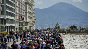 turisti-boom-visite-maschio-angioino