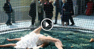 Un angelo cade a Salerno e la bufala diventa virale e "vera" sul web