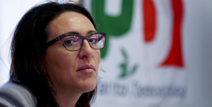 Valeria Valente si dimette da capogruppo PD a Napoli
