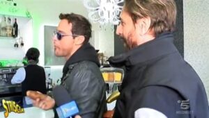 Valerio Staffelli ferito: calpestato dall'auto dal noto attore televisivo