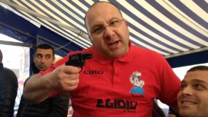 Video scandalo di Nennella: "Aggia sparà a Salvini"