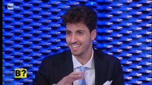 La Stand-Up Commedy approda su Rai 2 con un talento tutto napoletano: Vincenzo Comunale