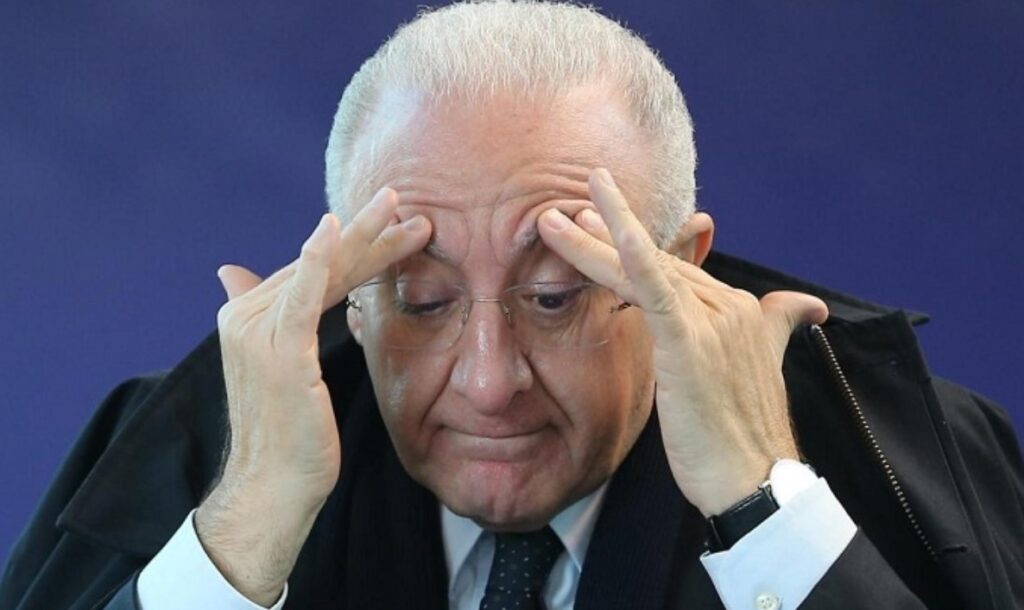 vincenzo de luca indagato