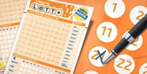 Napoli baciata dalla Fortuna. L'ultimo concorso del Lotto porta al capoluogo campano vincite per un totale di 80mila euro. Tre puntate identiche sul terno 8-65-90 della ruota Nazionale, giocate nella città partenopea, hanno prodotto complessivamente una vincita da 79.750 euro.